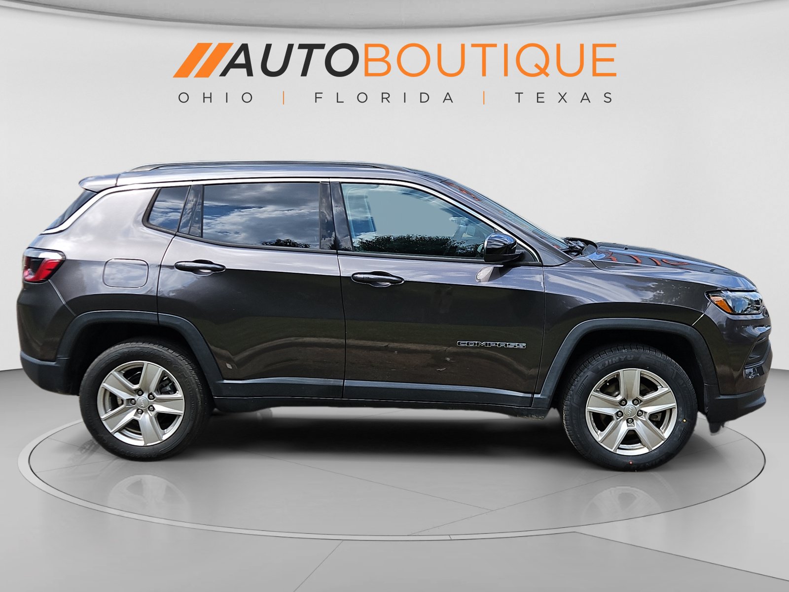 Used 2022 Jeep Compass Latitude AWD/4WD image 6