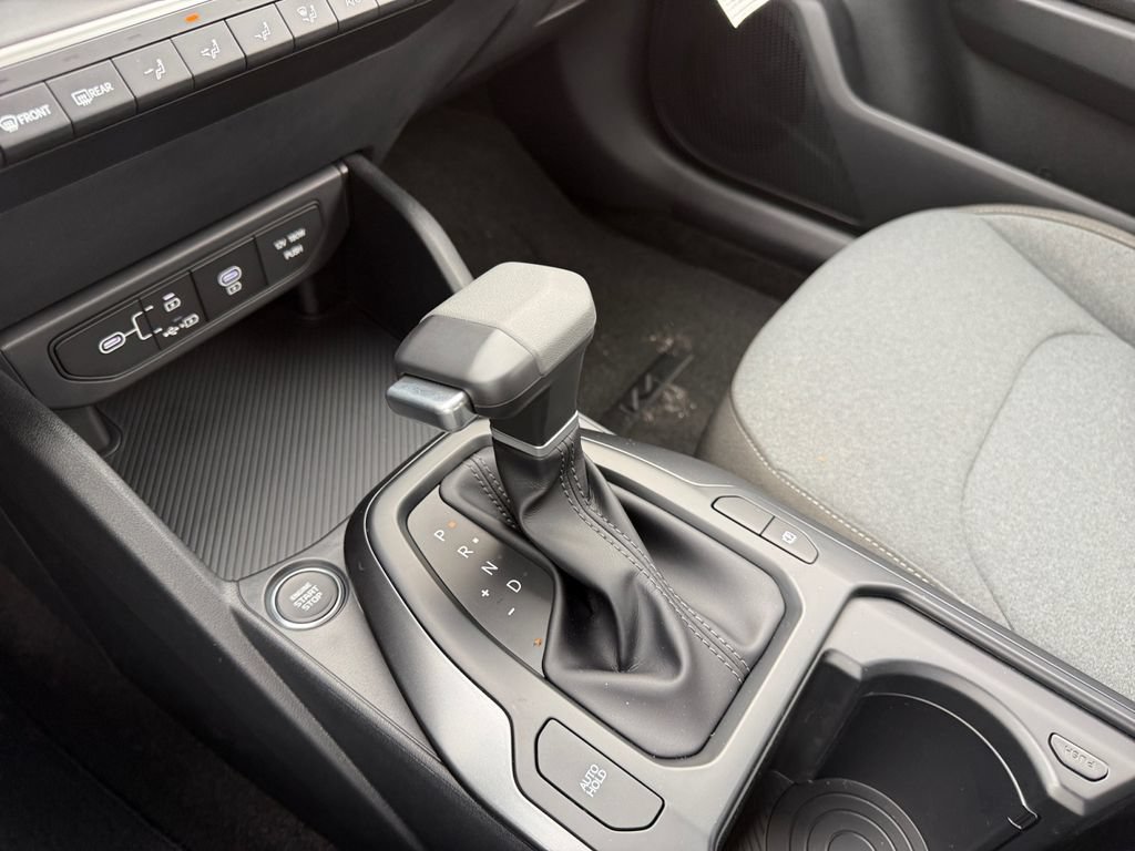 New 2026 Kia K4 FWD image 19