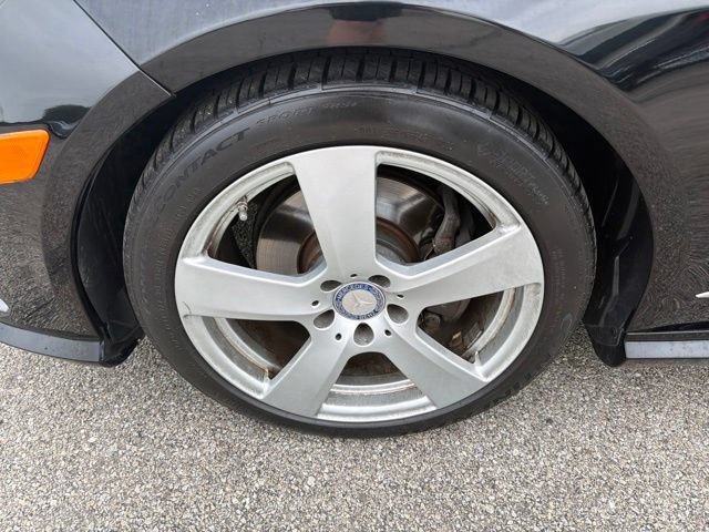 Used 2011 Mercedes-Benz E 350 4MATIC Sedan image 14