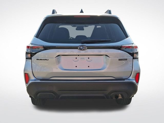Used 2025 Subaru Forester Premium AWD/4WD image 5