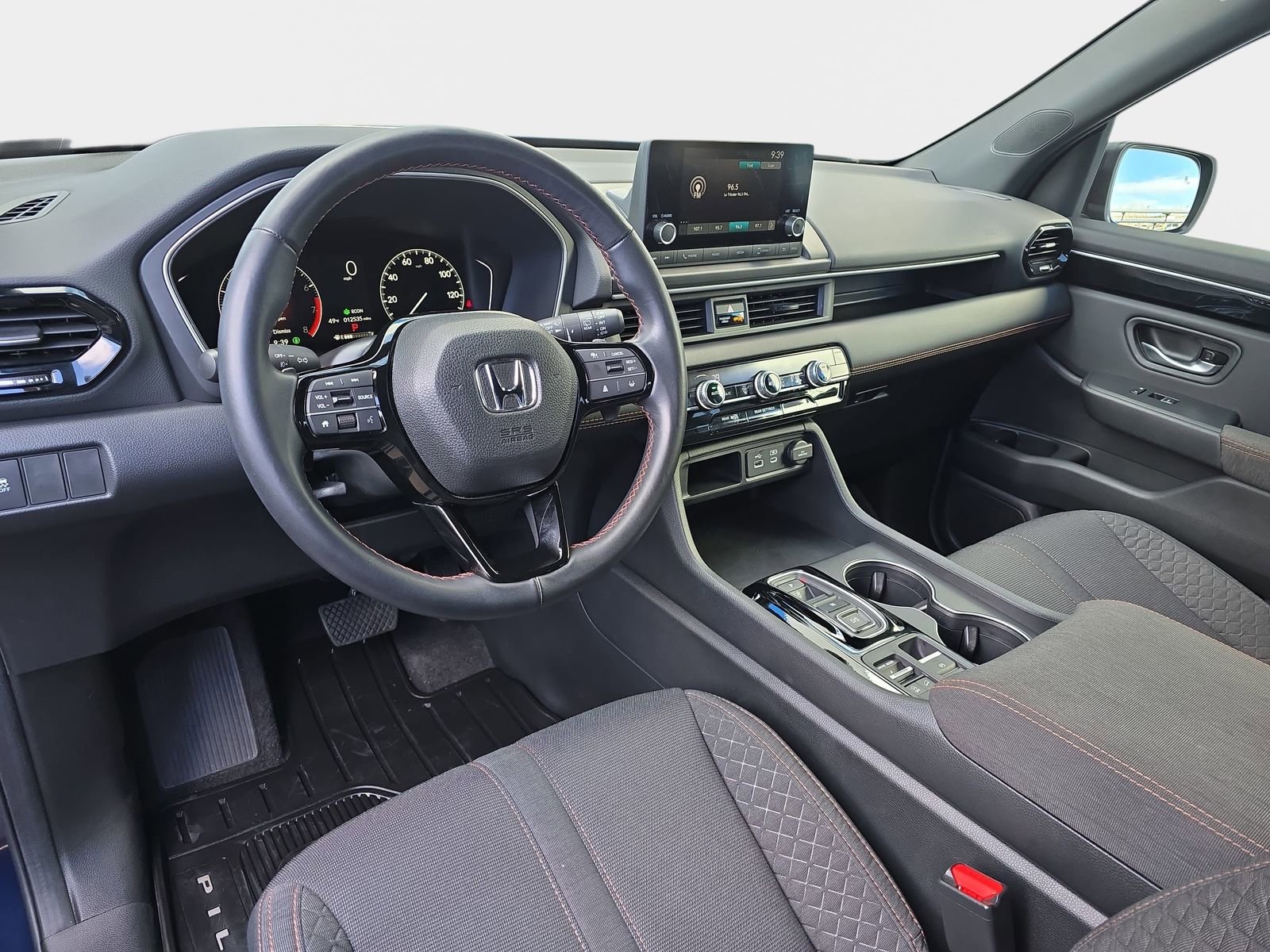 Certified 2025 Honda Pilot Sport image 17