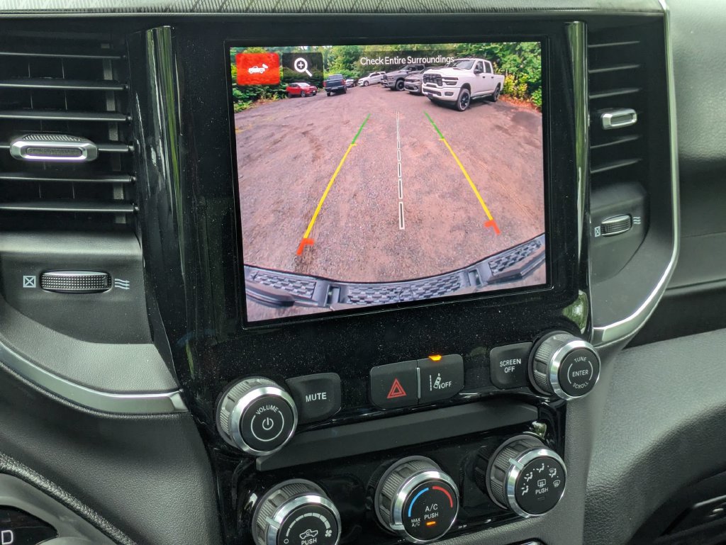 New 2026 RAM 1500 Express AWD/4WD image 19