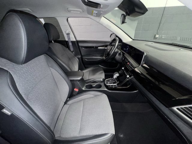 Used 2024 Kia Seltos S AWD/4WD image 10