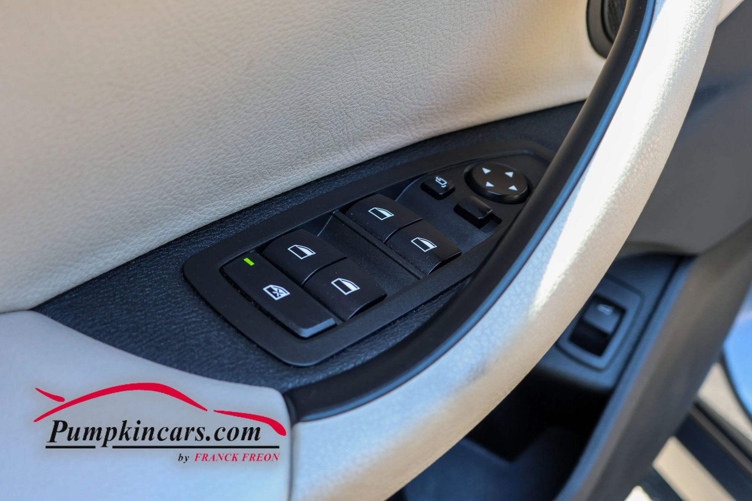 Used 2019 BMW X2 xDrive28i w/ Convenience Package AWD/4WD image 18