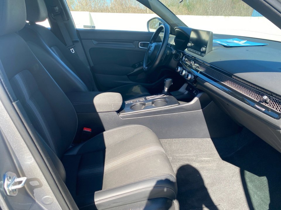 Used 2023 Honda Civic Sport image 32