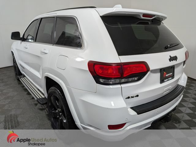 Used 2015 Jeep Grand Cherokee Altitude AWD/4WD image 5