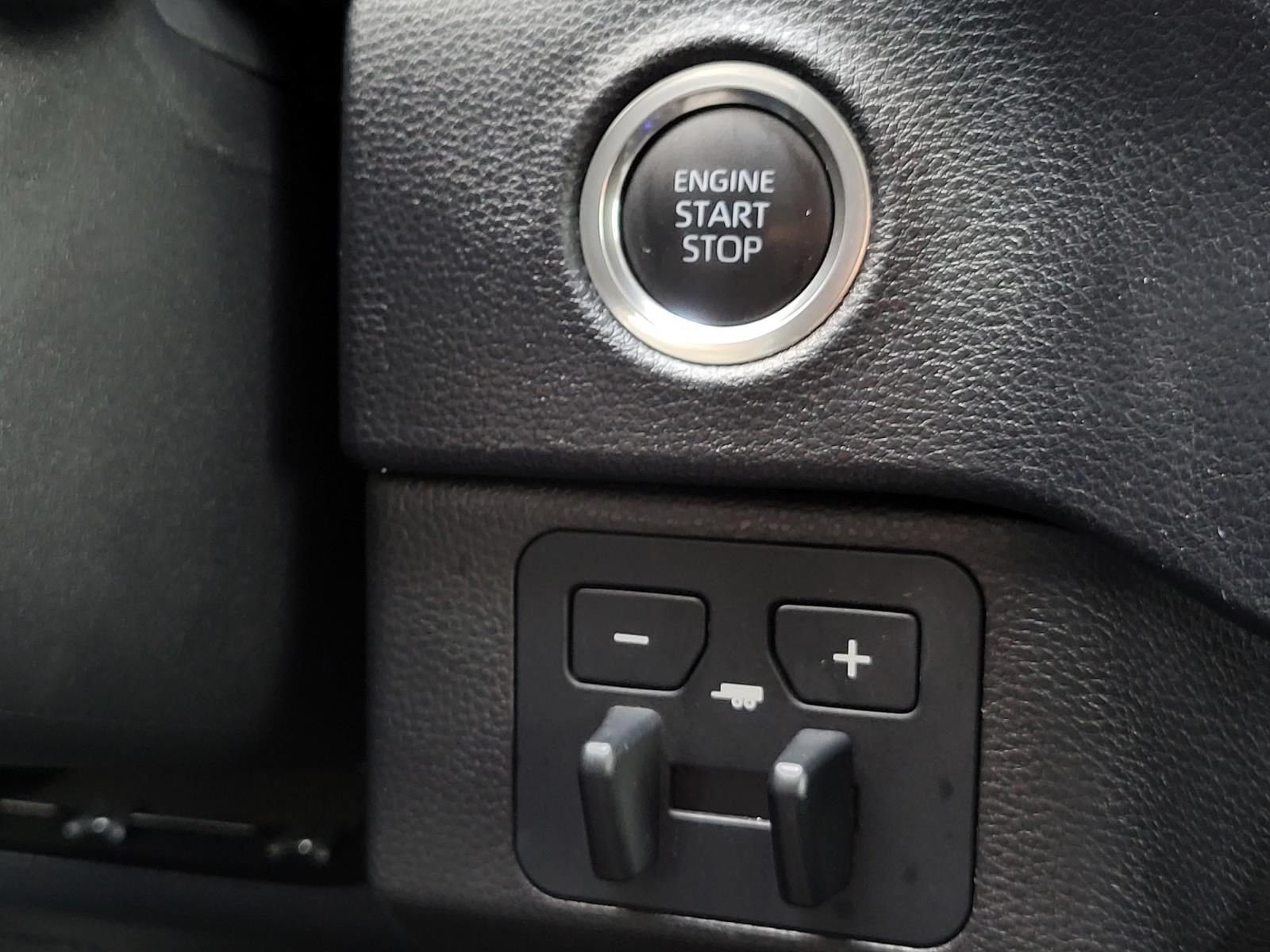 Used 2024 Toyota Tundra SR5 AWD/4WD image 28