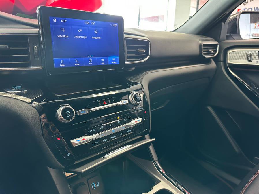 Used 2022 Ford Explorer ST-Line w/ Class IV Trailer Tow Package image 71