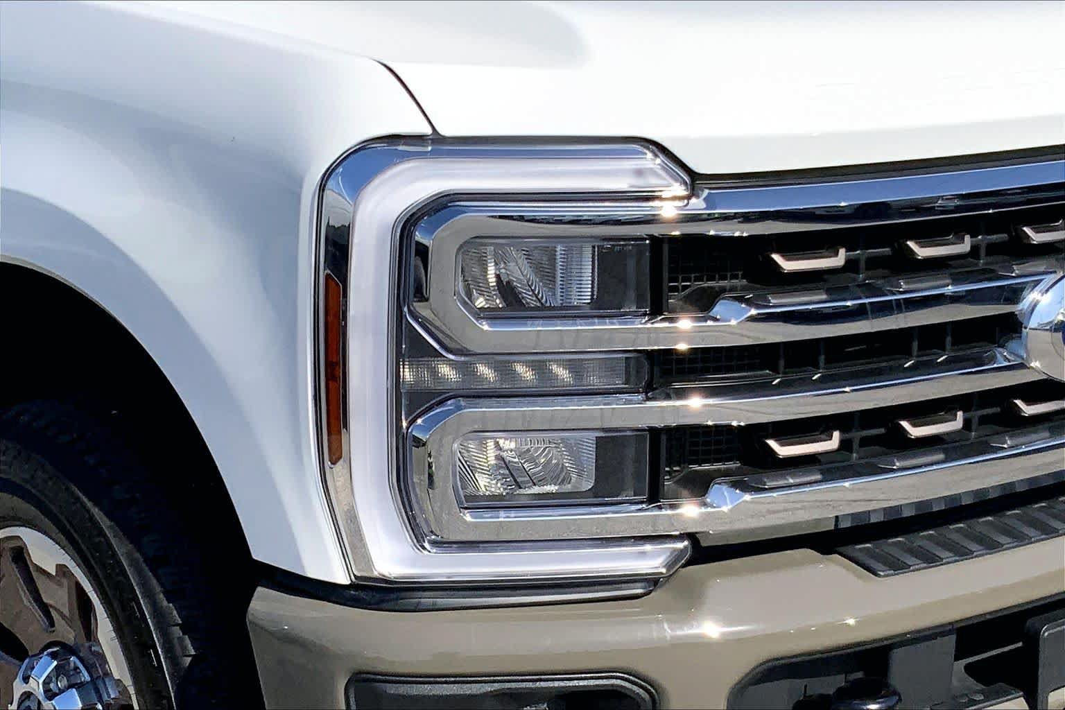 Certified 2026 Ford F250 King Ranch AWD/4WD image 25