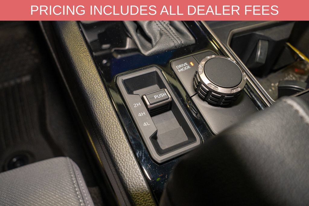 Used 2025 Toyota Tundra SR5 w/ SR5 Convenience Package AWD/4WD image 15