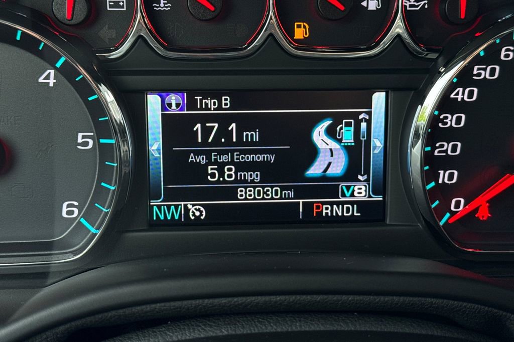 Used 2020 Chevrolet Tahoe LT w/ Luxury Package image 33