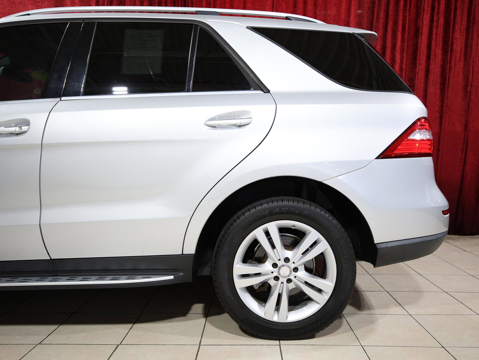 Used 2015 Mercedes-Benz ML 250 BlueTEC 4MATIC image 6