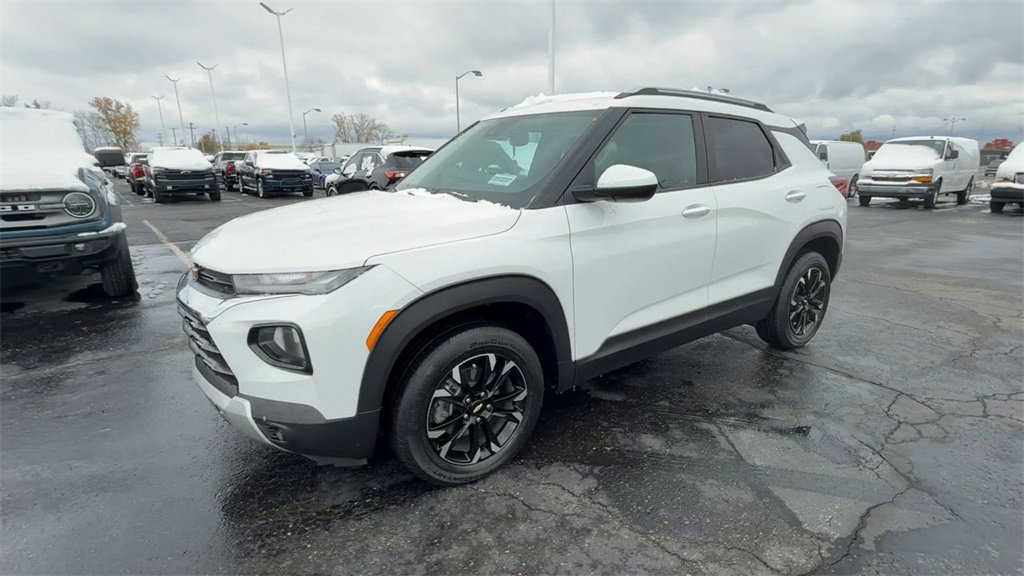 Used 2023 Chevrolet TrailBlazer LT w/ Convenience Package image 4