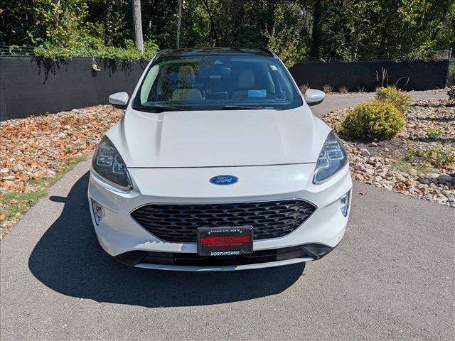 Used 2020 Ford Escape Titanium AWD/4WD image 8