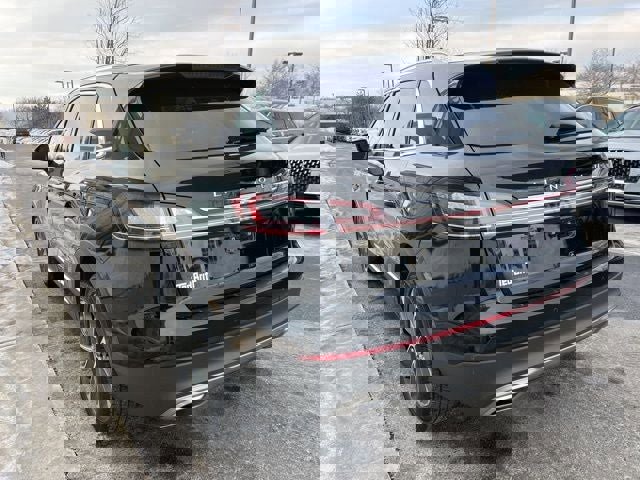 Used 2023 Lincoln Nautilus Reserve image 6