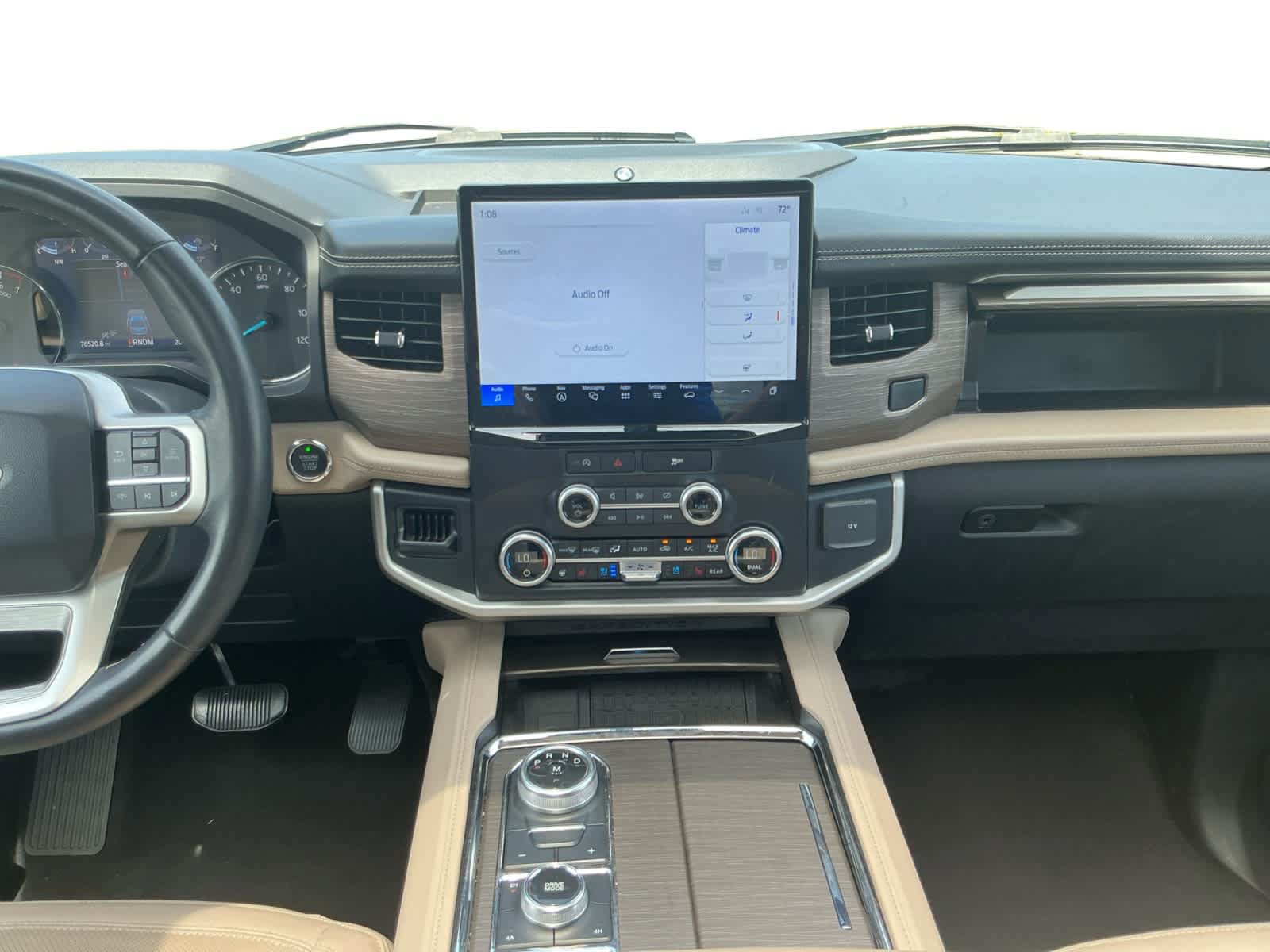 Used 2024 Ford Expedition Limited AWD/4WD image 11