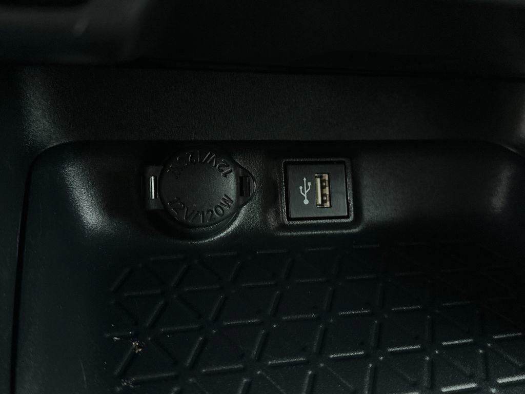 Certified 2025 Toyota RAV4 XLE image 32