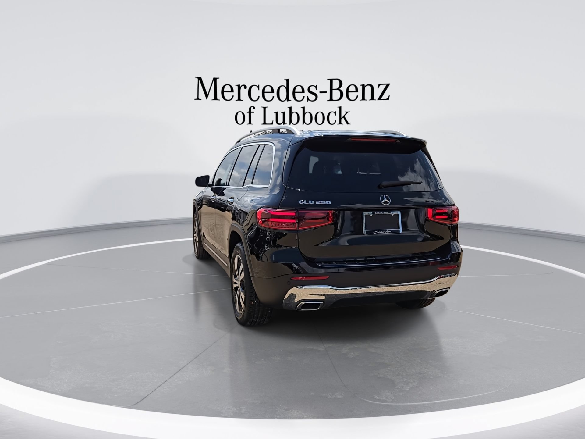 New 2026 Mercedes-Benz GLB 250 image 7