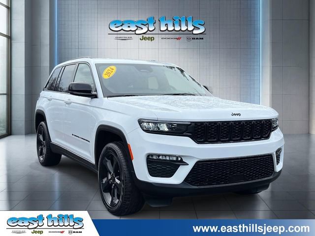 Certified 2024 Jeep Grand Cherokee Limited w/ Black Appearance Package image 1