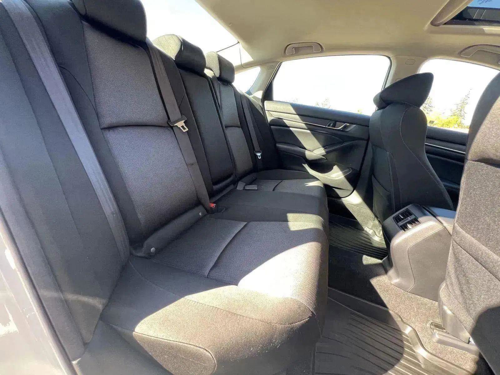 Used 2019 Honda Accord EX image 26