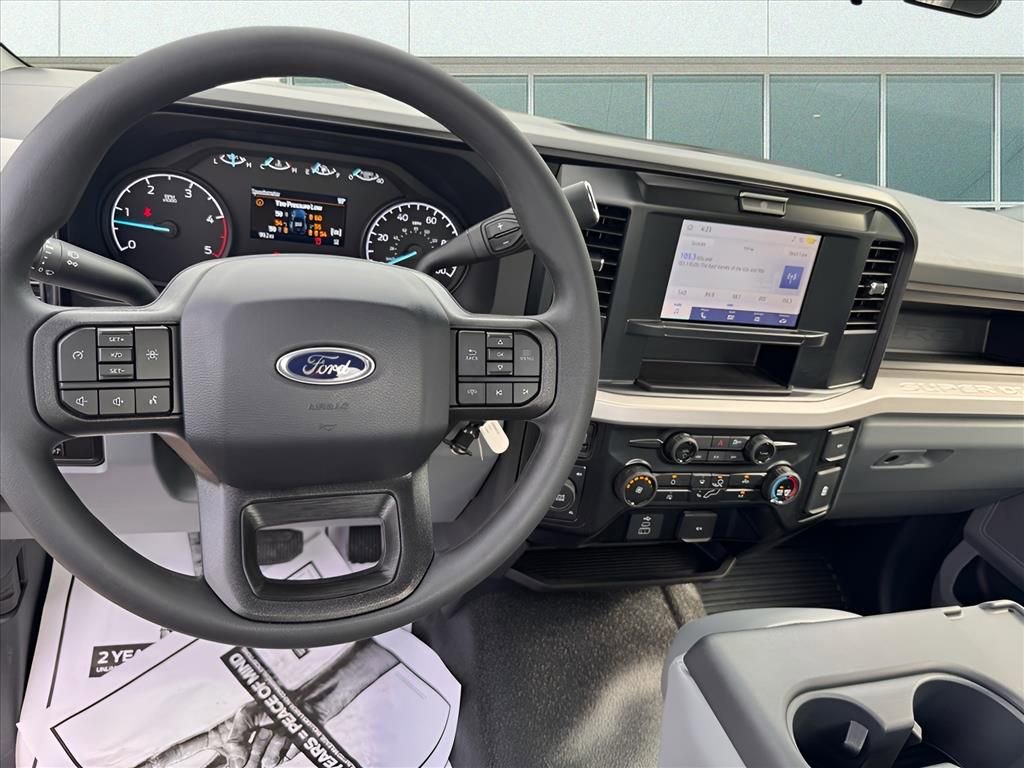 New 2025 Ford F350 XL w/ XL Chrome Package image 5