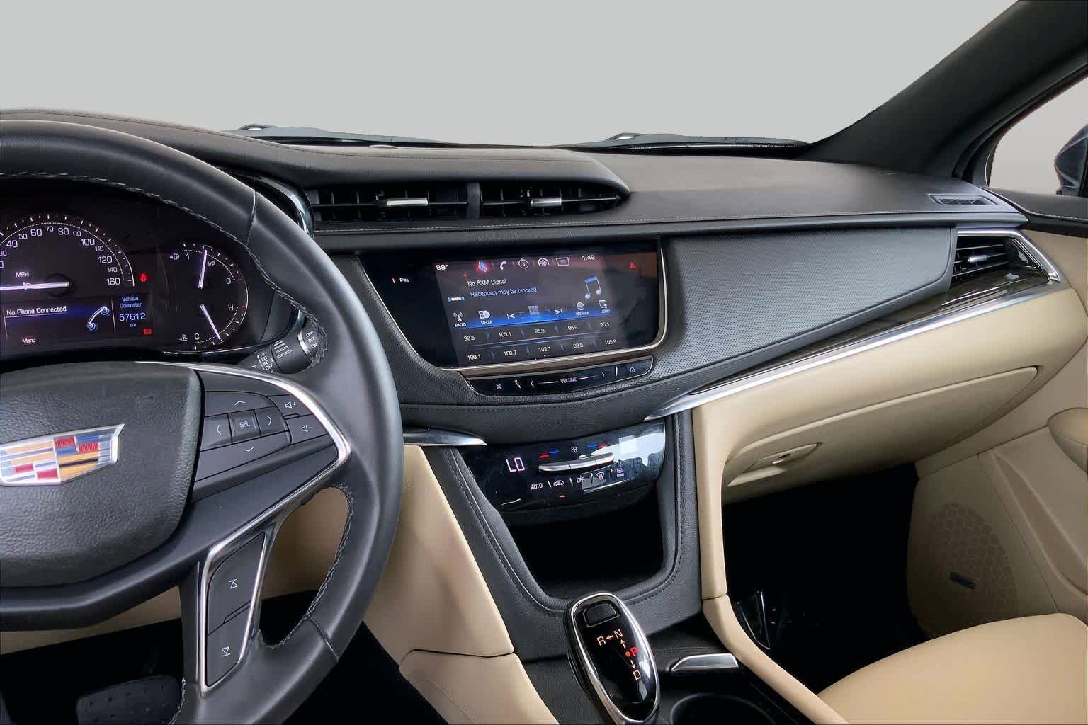Used 2017 Cadillac XT5 FWD image 7