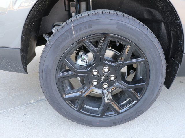New 2026 Ford Maverick XLT w/ XLT Luxury Package AWD/4WD image 8