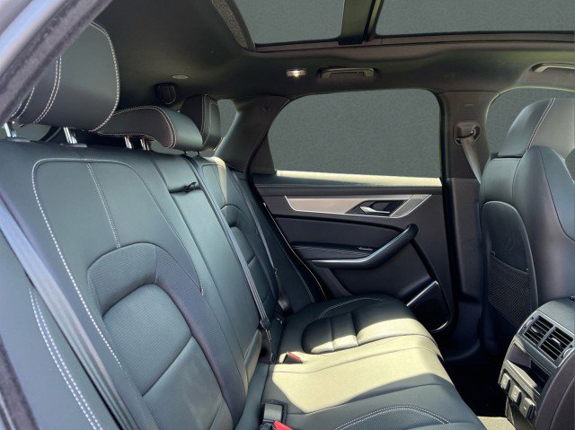 Used 2025 Jaguar F-PACE R-Dynamic S image 19