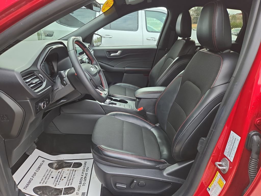 Used 2025 Ford Escape ST-Line Select image 14