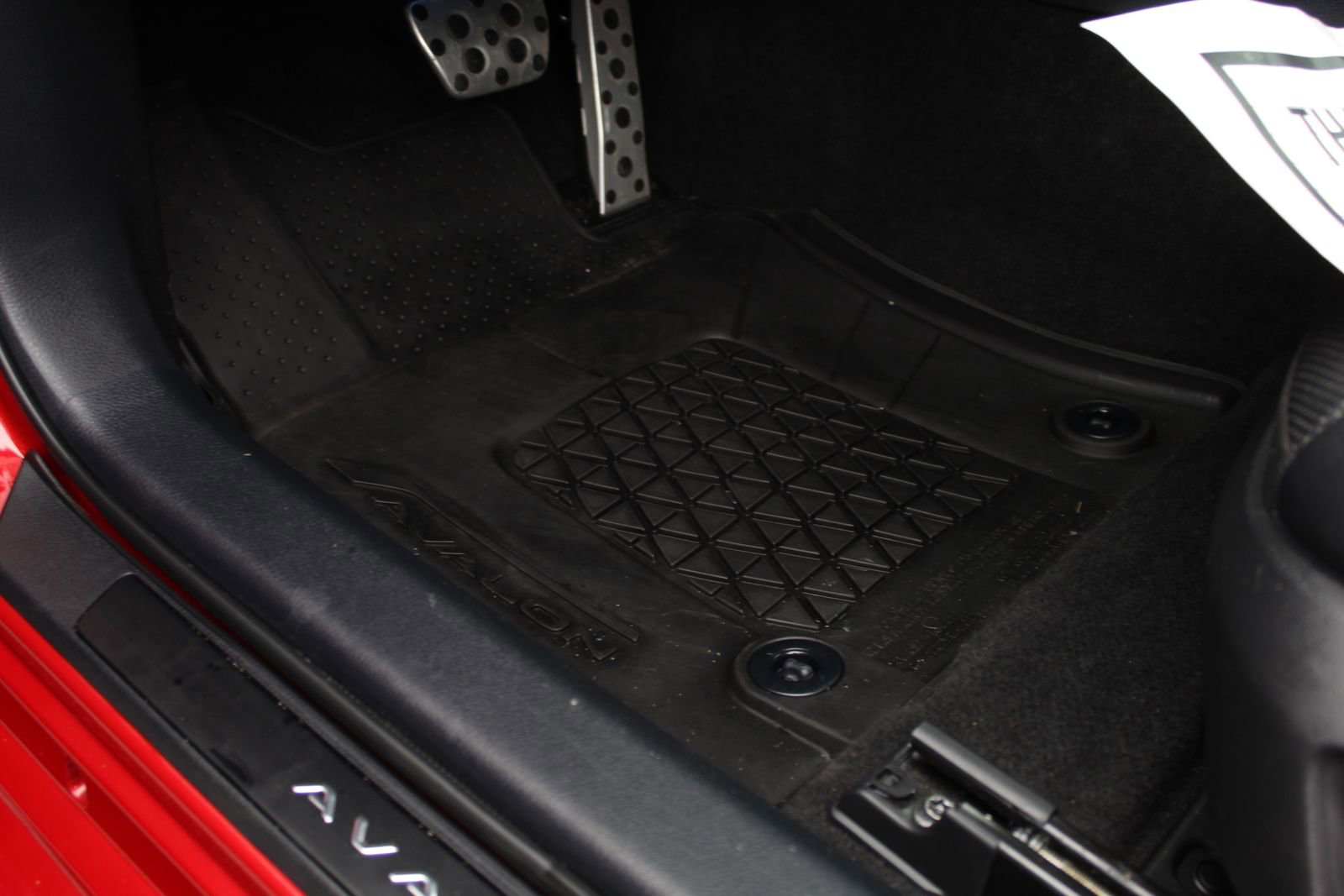 Used 2022 Toyota Avalon Touring image 22