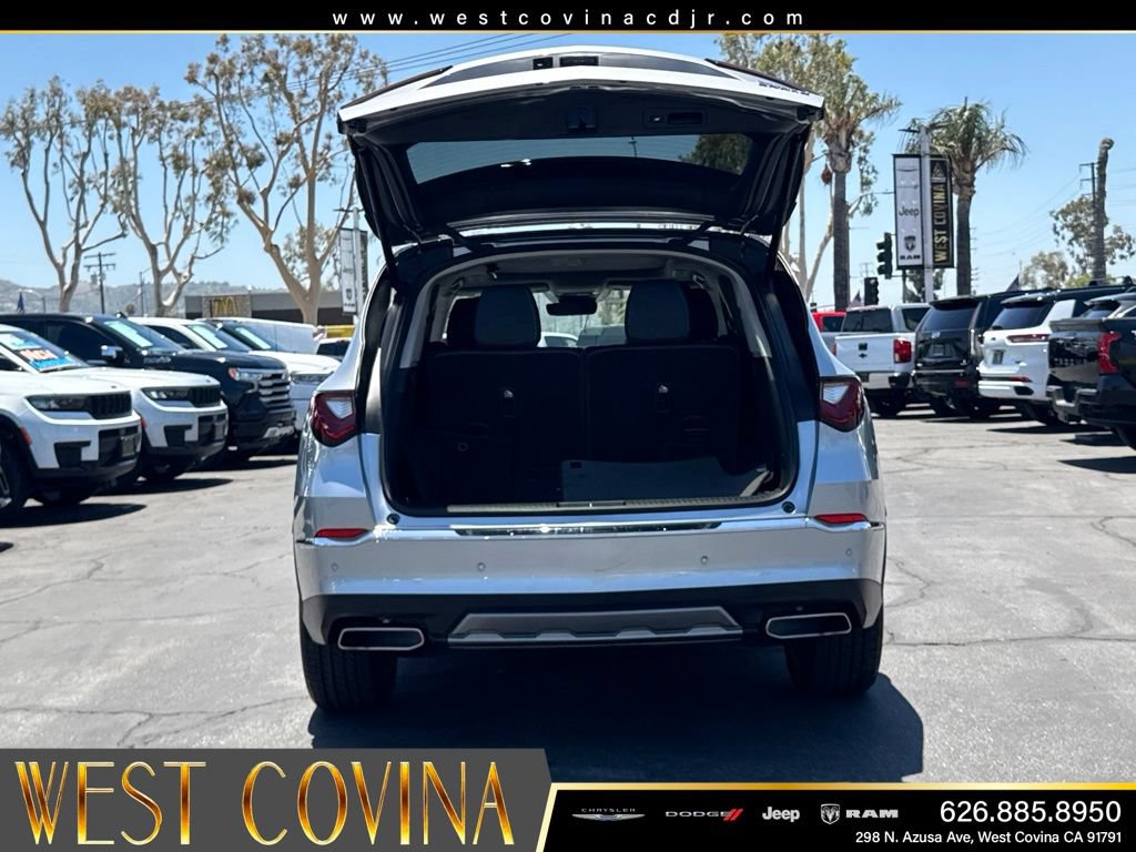Used 2025 Acura MDX w/ Technology Package AWD/4WD image 16
