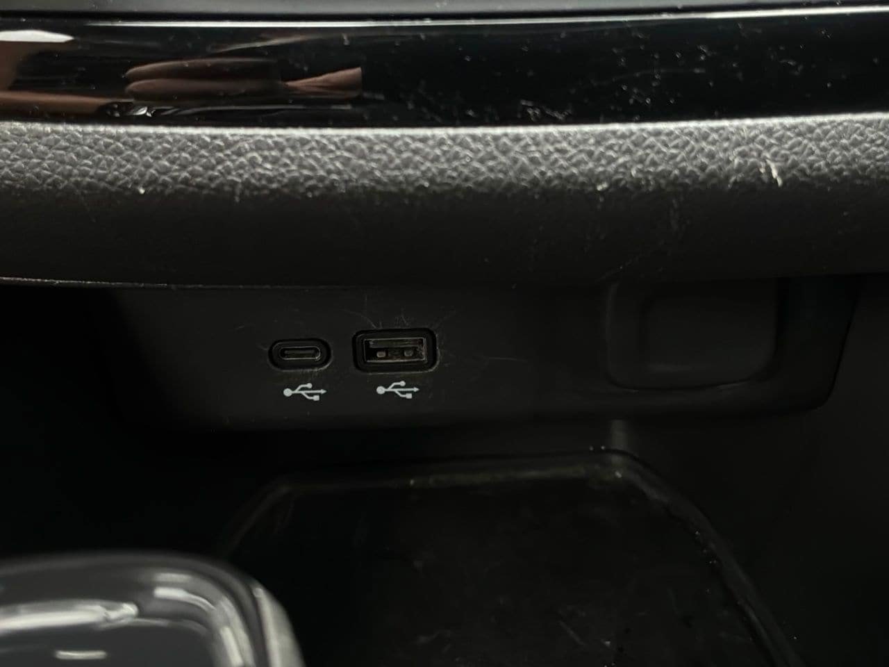 Used 2025 Buick Envista Sport Touring FWD image 27