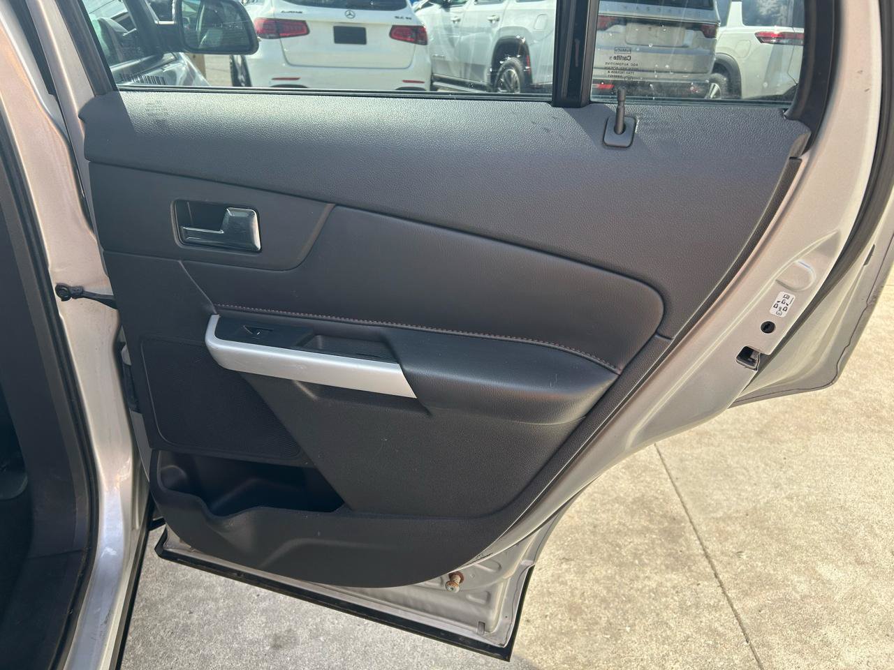 Used 2013 Ford Edge SEL FWD image 15