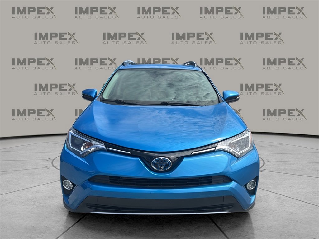 Used 2018 Toyota RAV4 XLE image 8