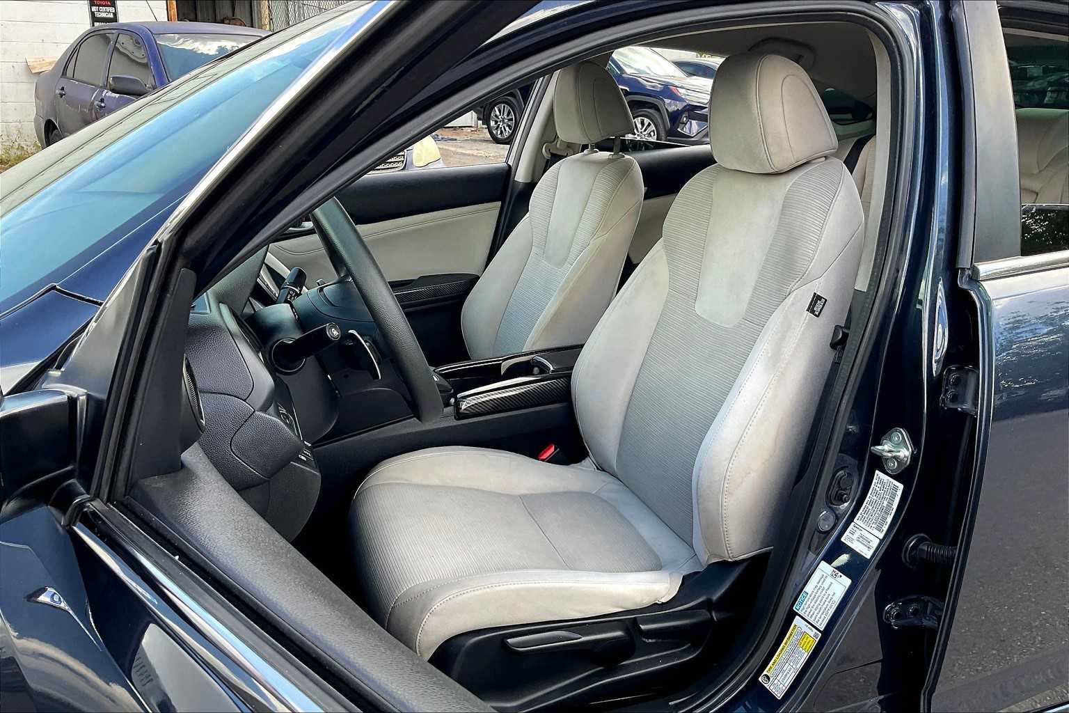 Used 2020 Honda Insight EX image 8