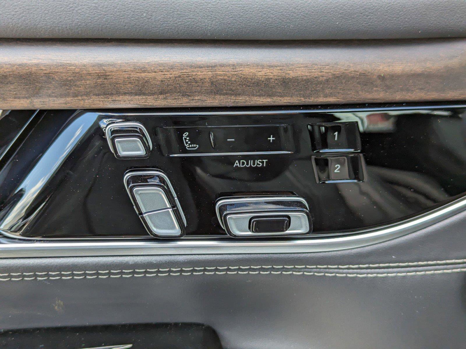 New 2024 Jeep Grand Wagoneer Series I w/ Convenience Group III image 17