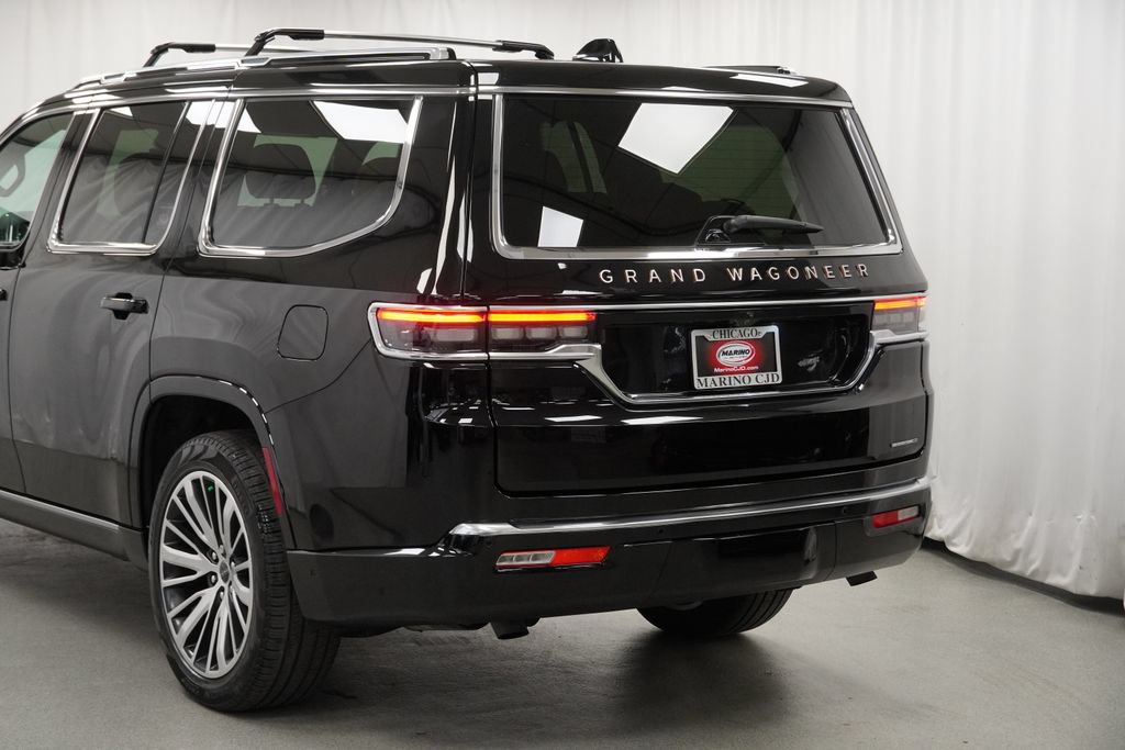 Certified 2024 Jeep Grand Wagoneer Series III w/ Rear Seat Video Group 1 AWD/4WD image 13