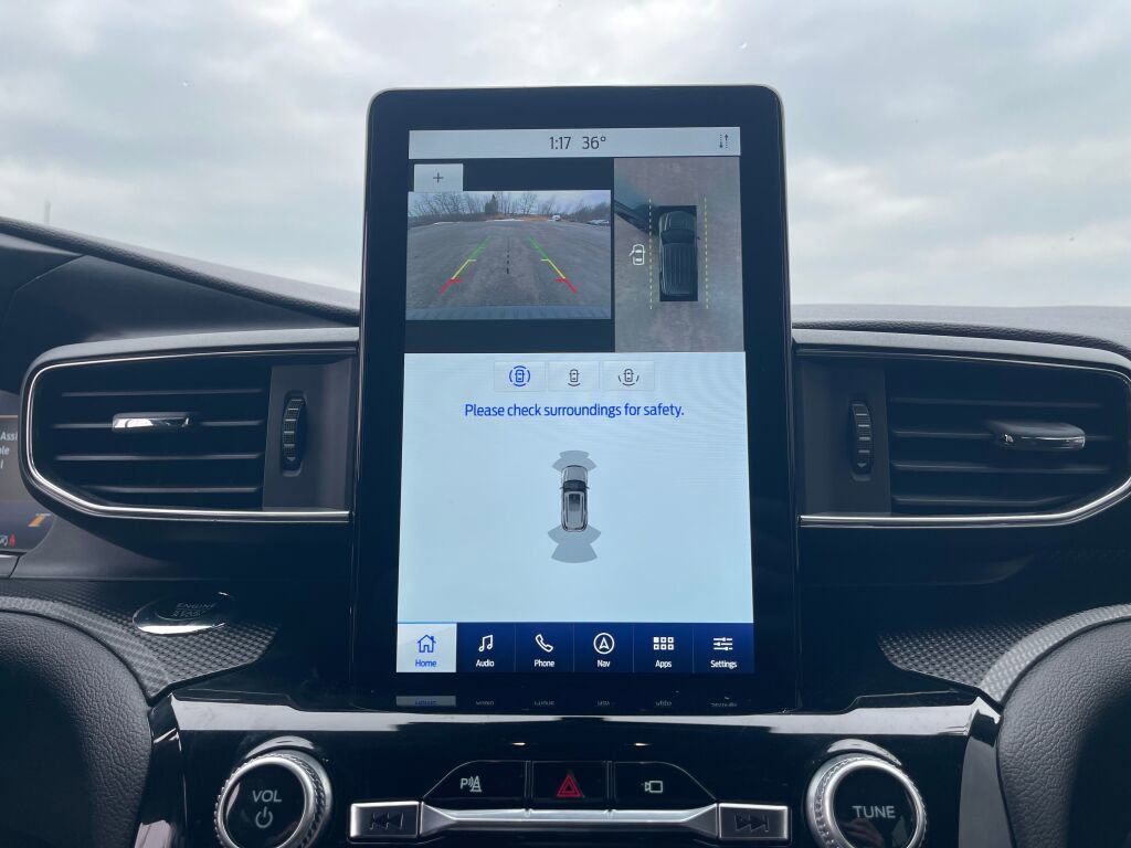 Used 2023 Ford Explorer ST w/ Equipment Group 401A image 10