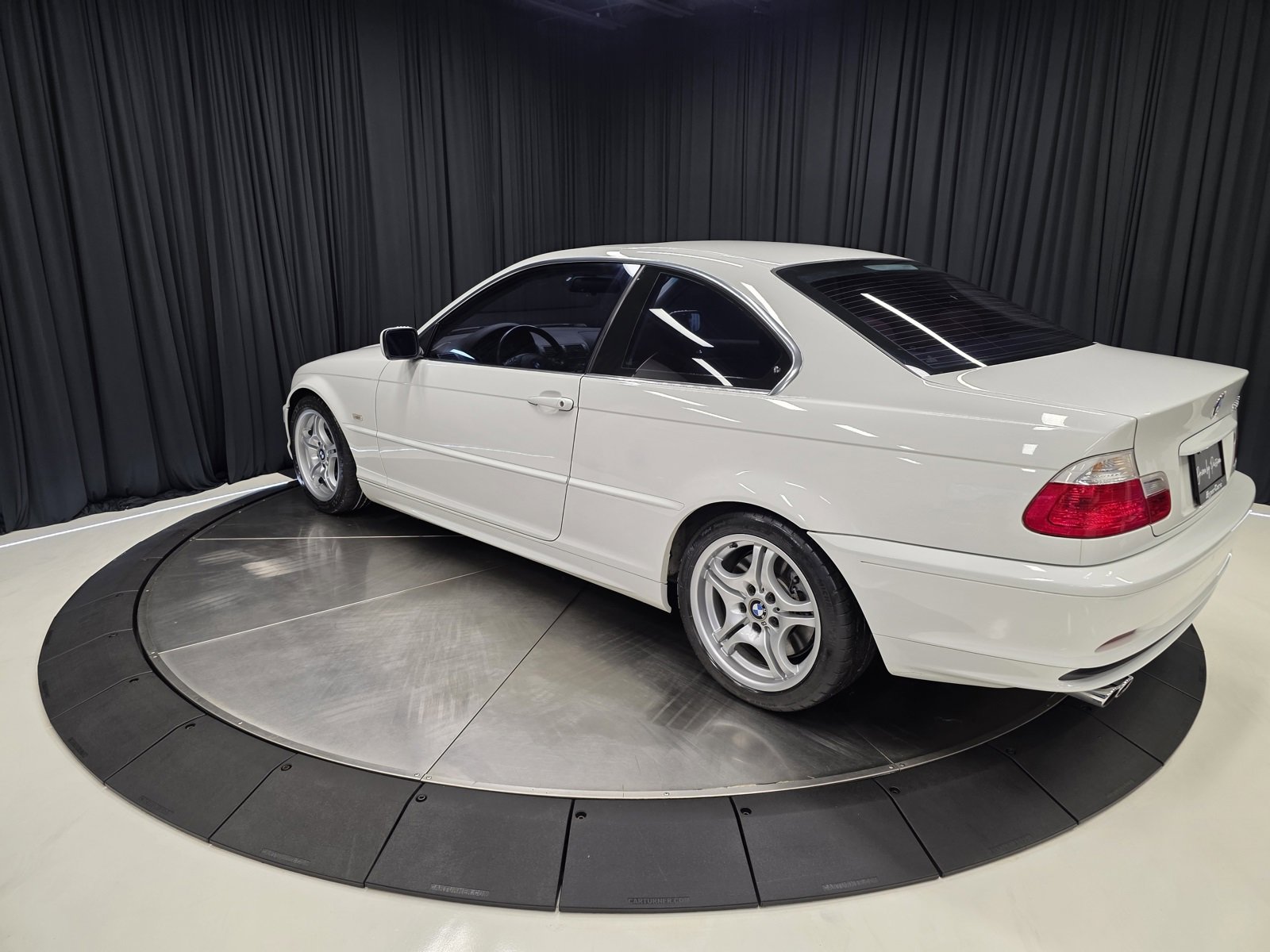 Used 2001 BMW 330Ci Coupe image 9