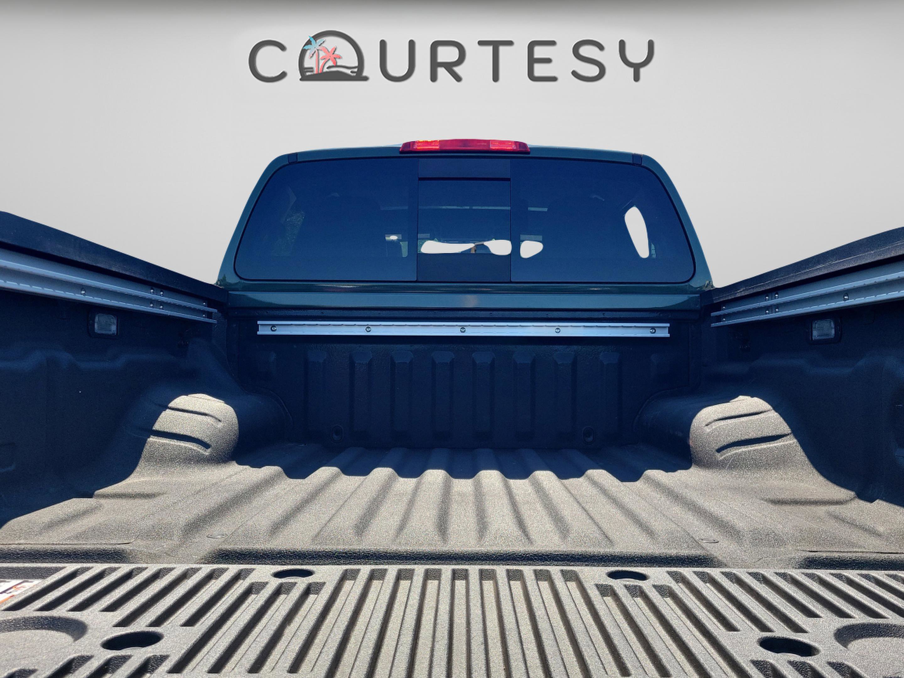 Certified 2024 Nissan Frontier Pro-X w/ Pro Premium Package image 9