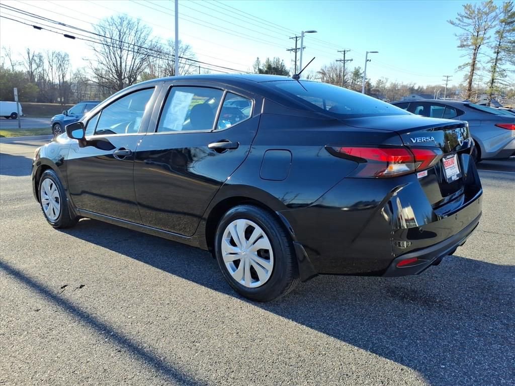 Used 2020 Nissan Versa S image 12