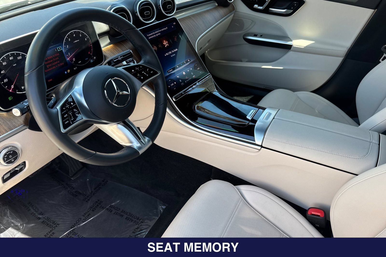 Used 2024 Mercedes-Benz C 300 4MATIC Sedan image 11