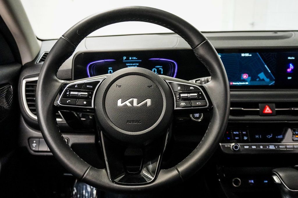 Used 2025 Kia Seltos S image 14
