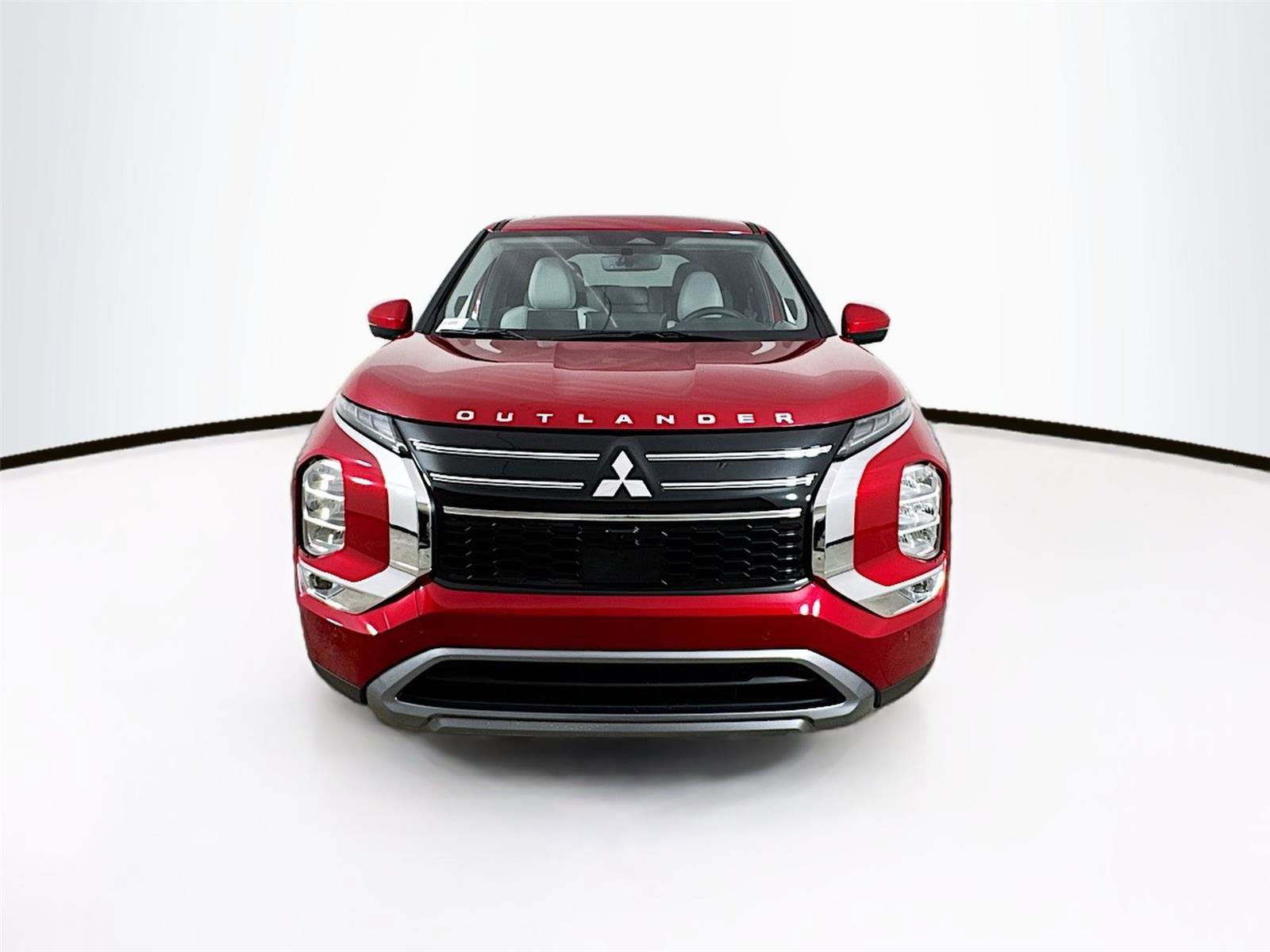 New 2025 Mitsubishi Outlander SE image 2