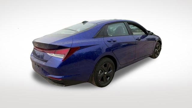 Used 2023 Hyundai Elantra SEL image 8