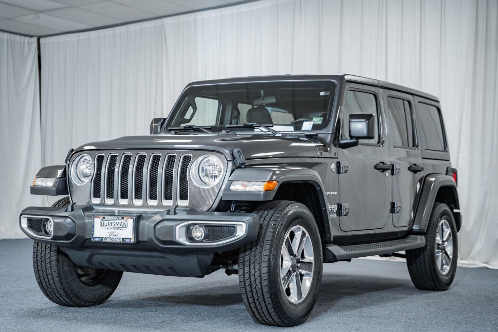 Used 2018 Jeep Wrangler Unlimited Sahara image 3