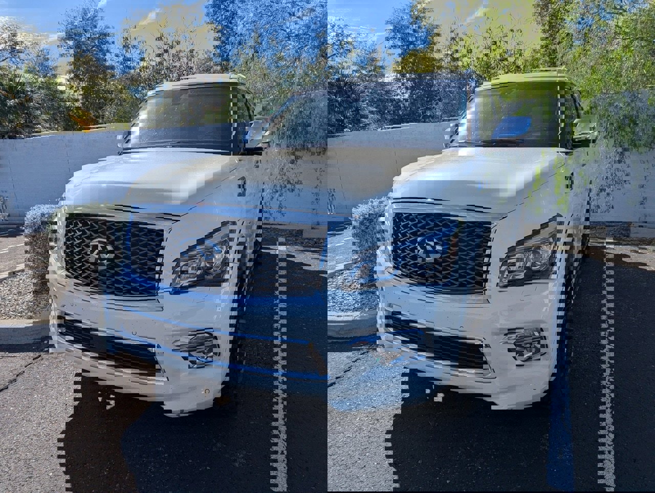 Used 2016 INFINITI QX80 2WD w/ Deluxe Technology Package image 1