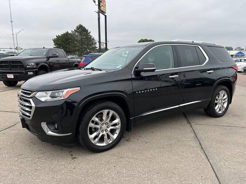 Used 2019 Chevrolet Traverse High Country w/ LPO, Floor Liner Package image 2