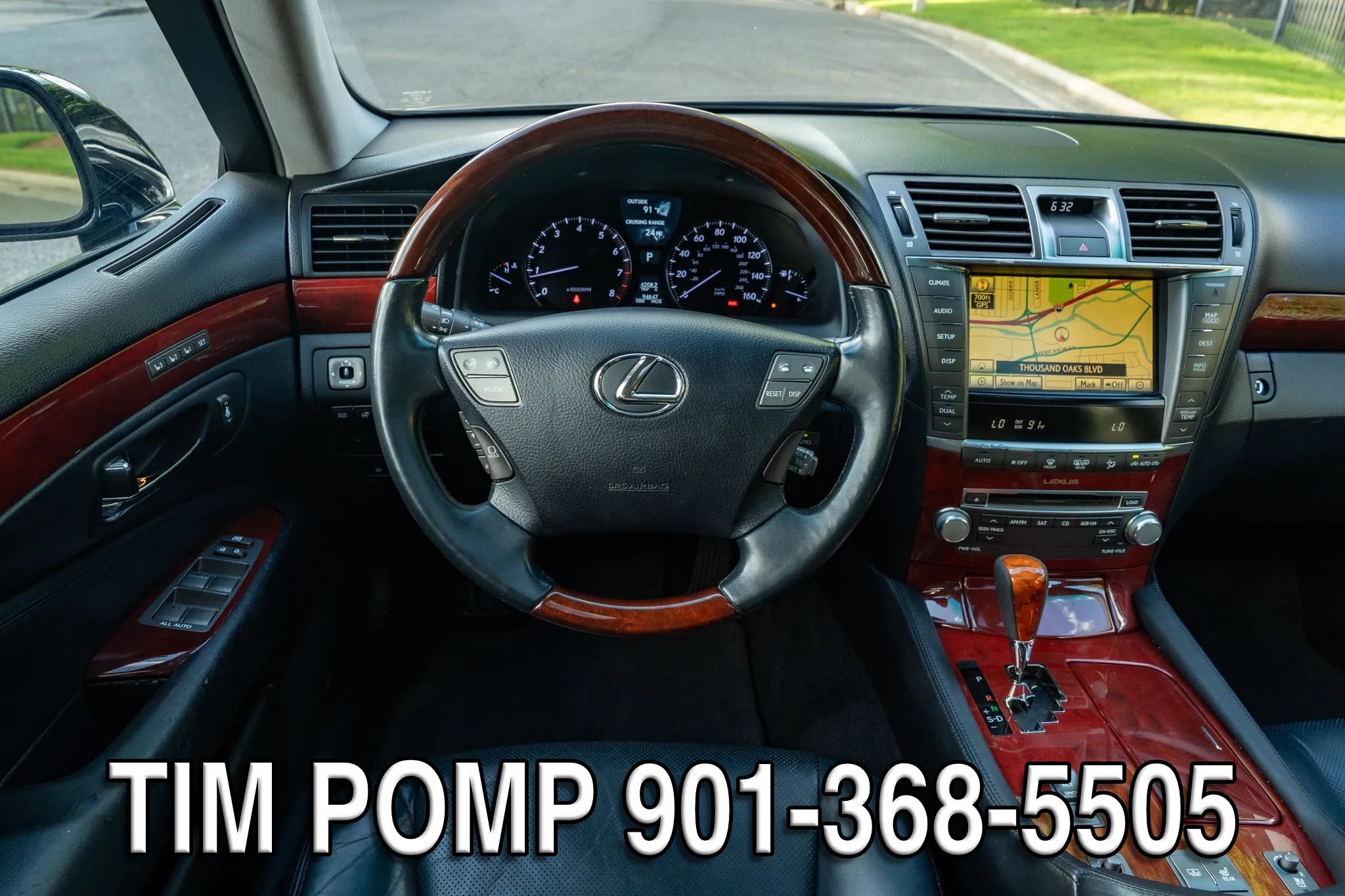Used 2012 Lexus LS 460 w/ Comfort Pkg RWD image 18