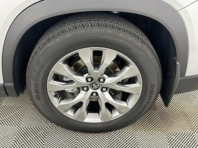 Used 2024 Toyota Grand Highlander FWD image 23